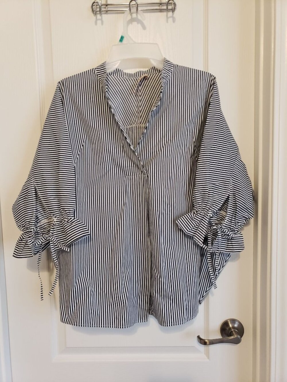 Sans & Sans contrast stripes, mandarin collar, short tie sleeve blouse, size L